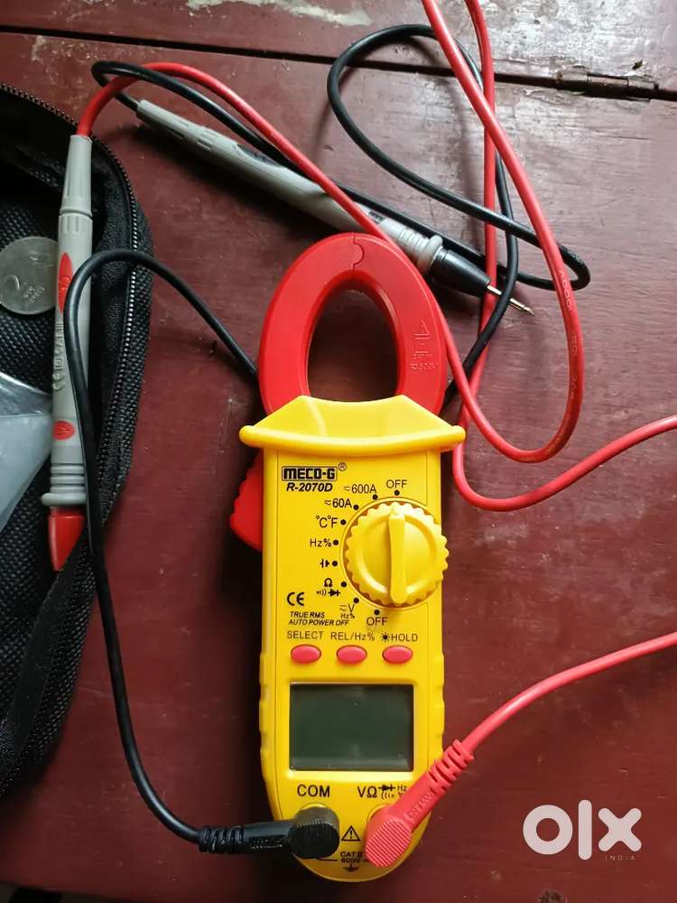 Ac,dc clamp meter