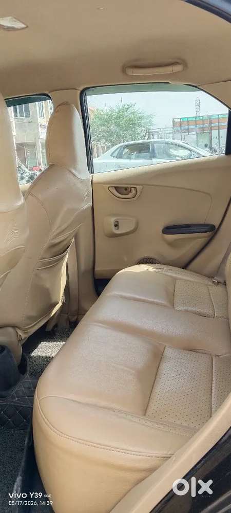 Honda Brio Petrol Mt 2014