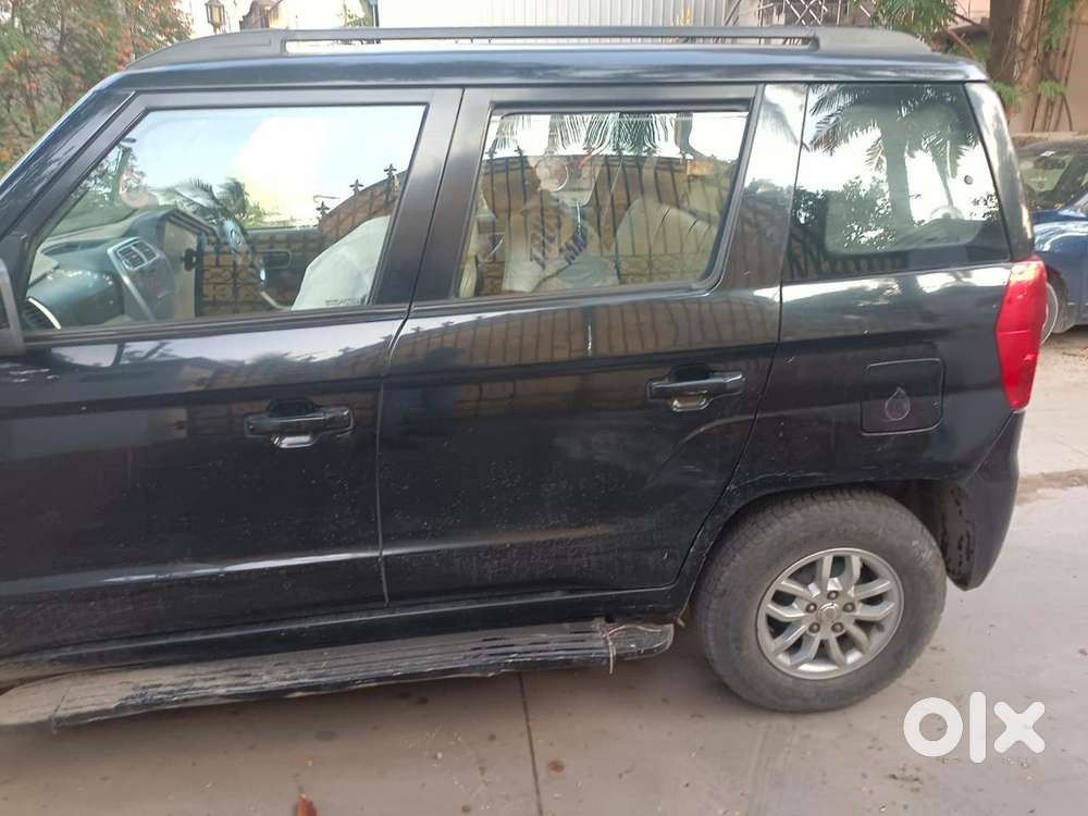 Mahindra Tuv 300 Mhawk100 T8 Amt, 2017, Diesel