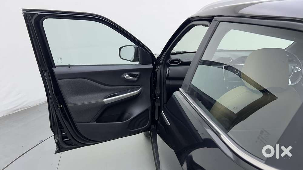 Nissan Magnite 1.0 Xv Premium Turbo Cvt, 2022, Petrol