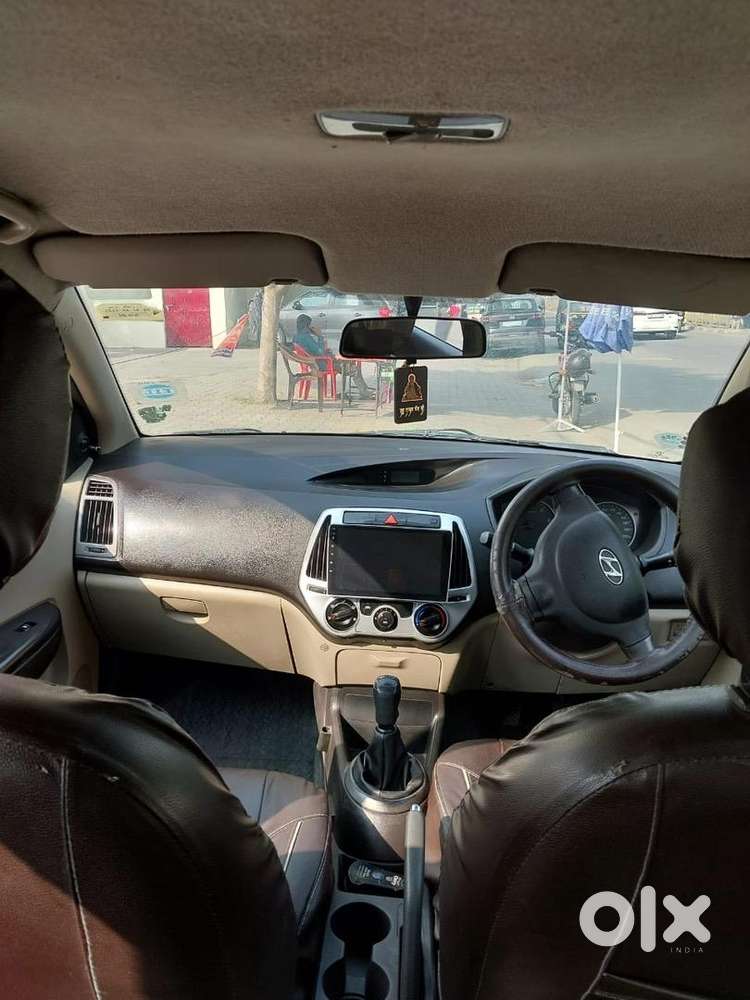 Hyundai I20 2013 Diesel 80000 Km Driven
