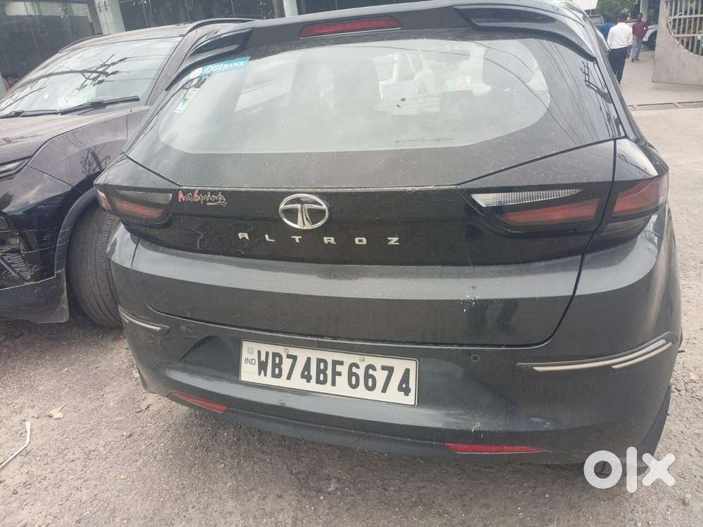 Tata Altroz Petrol 2021