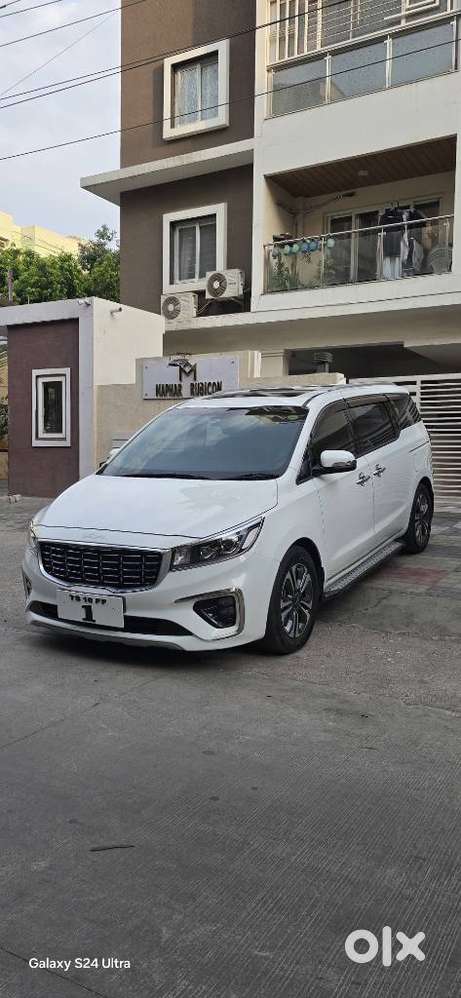 Kia Carnival Limousine Plus 7 Str, 2021, Diesel