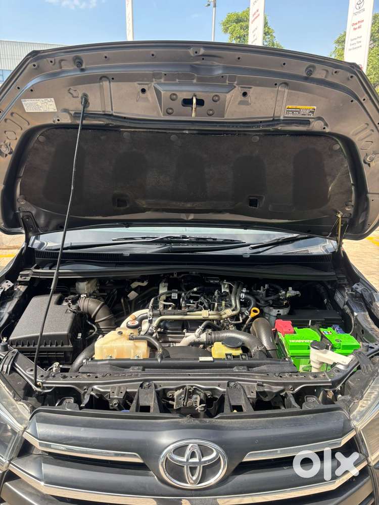 Toyota Innova Crysta 2.4 Gx Mt, 2017, Diesel