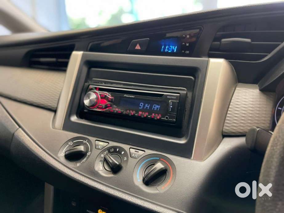 Toyota Innova Crysta 2.8 Gx At 7 Str, 2016, Diesel