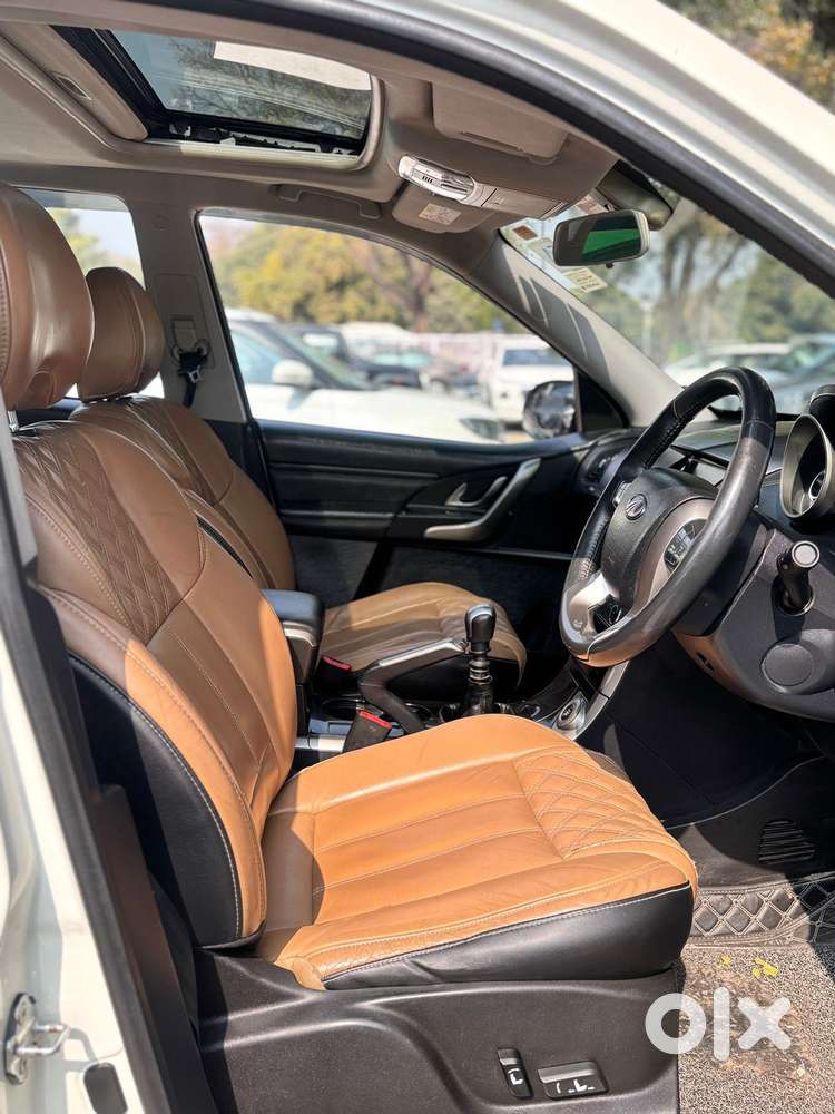 Mahindra Xuv500 W11 Option, 2020, Diesel