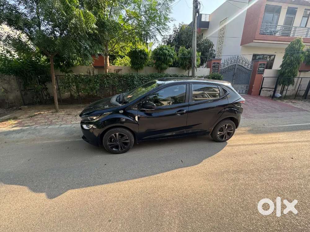 Tata Altroz Dark 2021 Petrol8