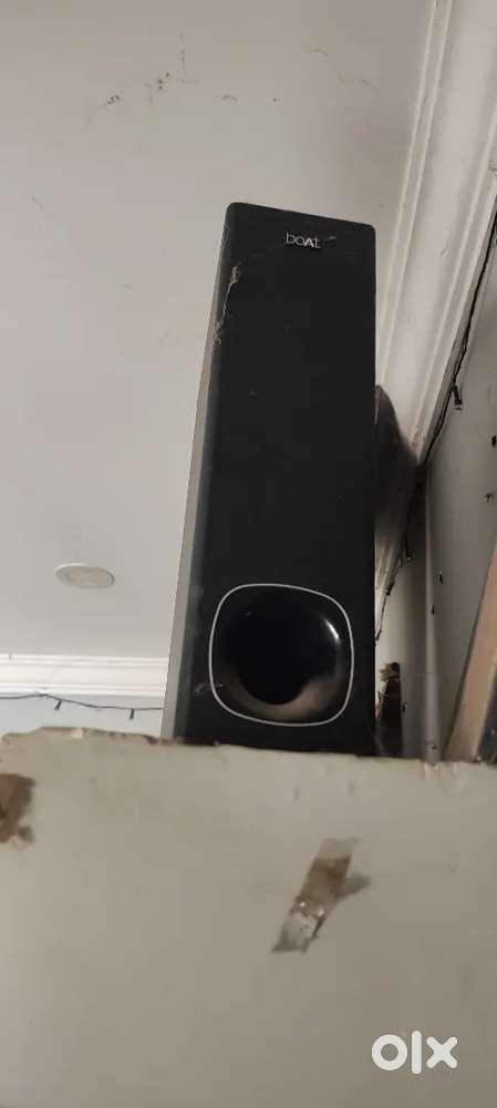 Mi tv lcd 49 inches version and boat speaker and sound bar
