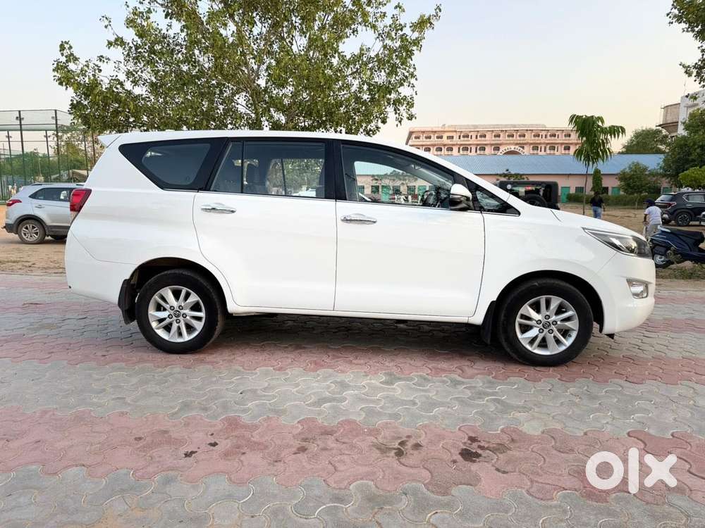 Toyota Innova Crysta 2.4 V, 2018, Diesel