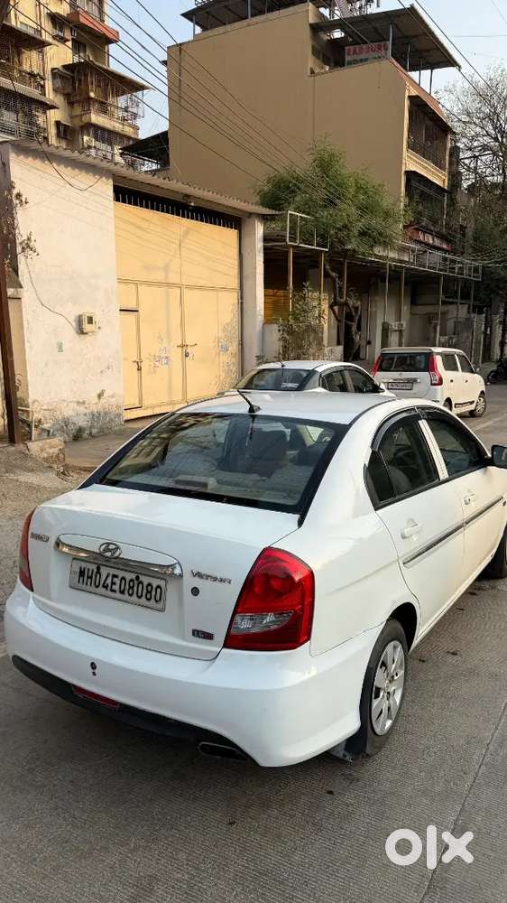 Hyundai Verna 2011 Petrol Well Maintained