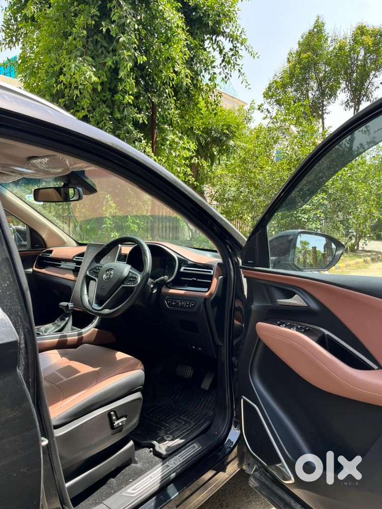 Mg Hector Plus 2024 Petrol 7 Str