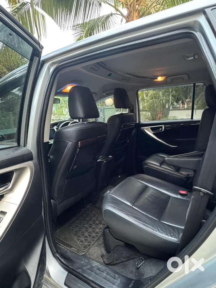 Toyota Innova Crysta 2017