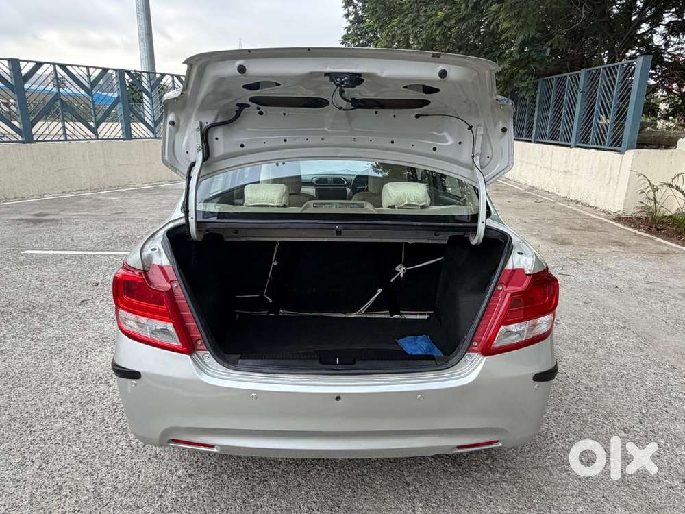 Maruti Suzuki Dzire 1.2 Vxi Amt, 2019, Petrol