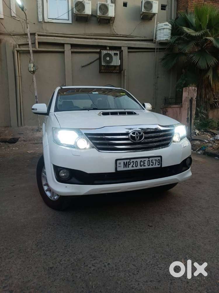 Toyota Fortuner 3.0 4x2 Mt, 2014, Diesel