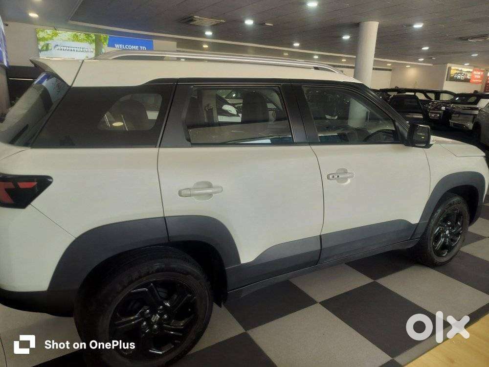 Maruti Suzuki Vitara Brezza 1.5 Zxi At, 2024, Petrol