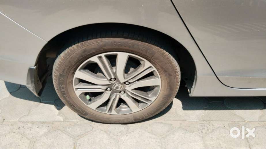 Honda City 1.5 V 4th Gen I-vtec Mt, 2022, Petrol