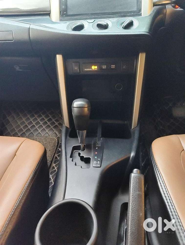 Toyota Innova Crysta 2.8 Gx At, 2017, Diesel