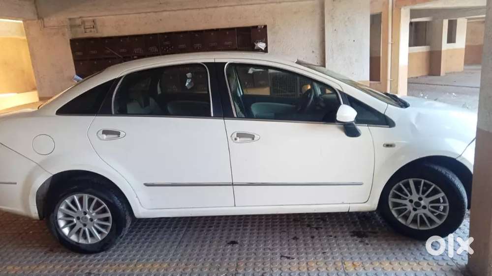 Fiat Linea 2012 Diesel 100000 Km Driven