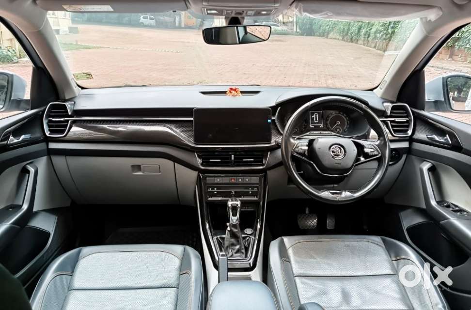 Skoda Kushaq 1.0 Tsi Style At, 2022, Petrol
