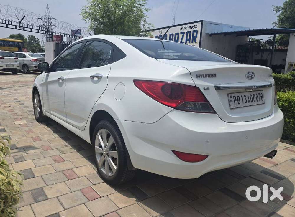 Hyundai Verna Fluidic 1.6 Crdi Sx Opt, 2012, Diesel