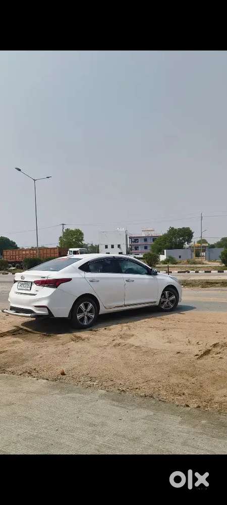 Hyundai Verna 2019 Diesel 90000 Km Driven