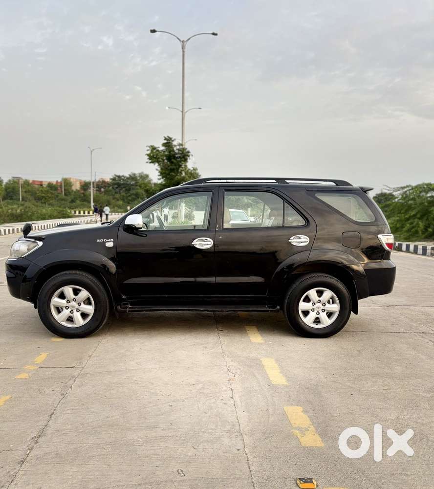 Toyota Fortuner 3.0 4x4 Manual, 2009, Diesel