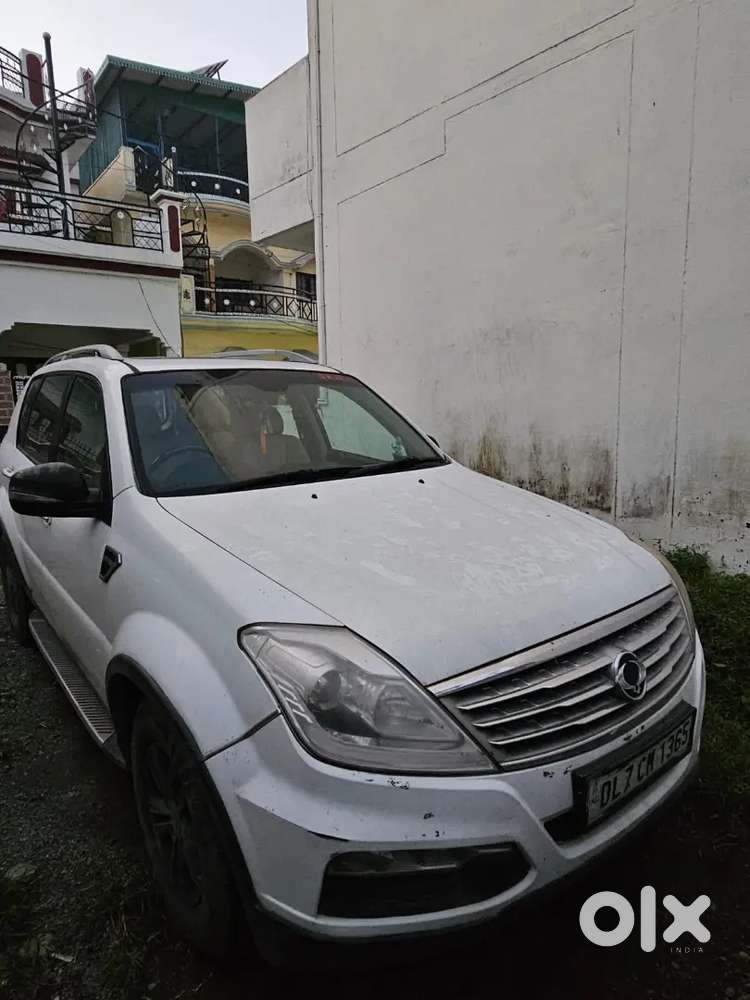Mahindra Rexton Rx7 Awd Diesel 2013