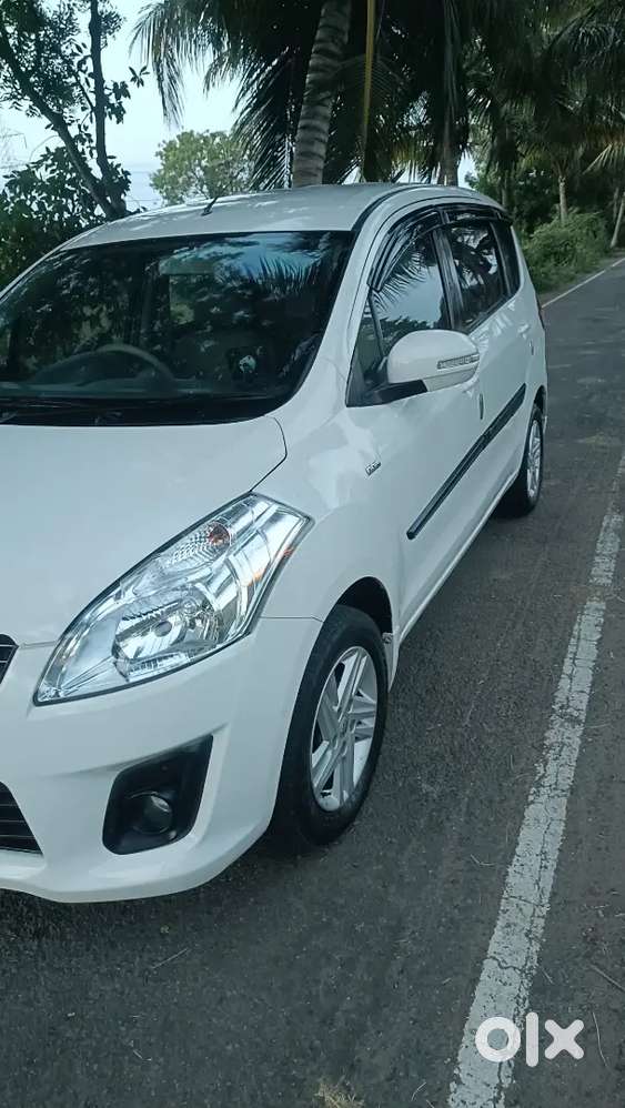 Maruti Suzuki Ertiga Vdi 2014