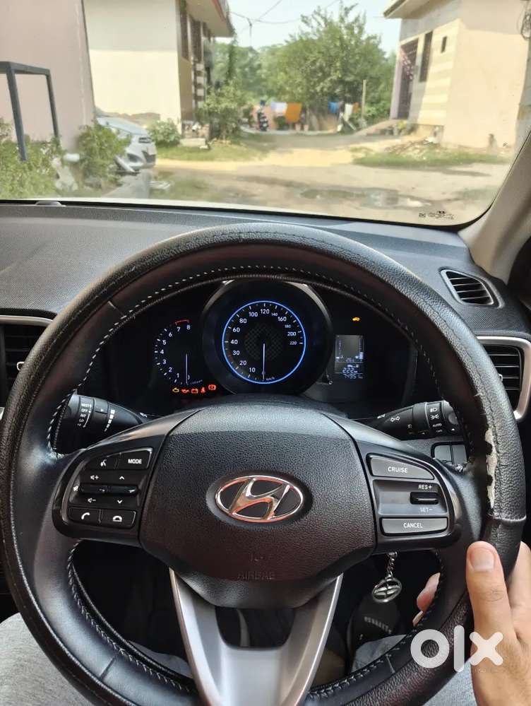 Hyundai Venue Next To New Condition