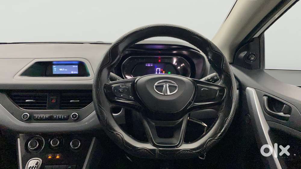 Tata Nexon 1.2 Revotron Xm (s), 2022, Petrol