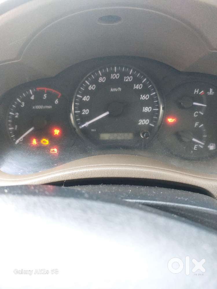 Toyota Innova 2.5 G (diesel) 8 Seater, 2015, Diesel