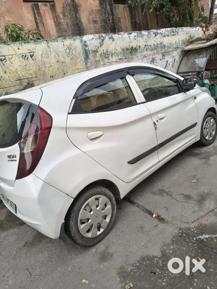2016 Hyundai Eon Petrol Manual Car