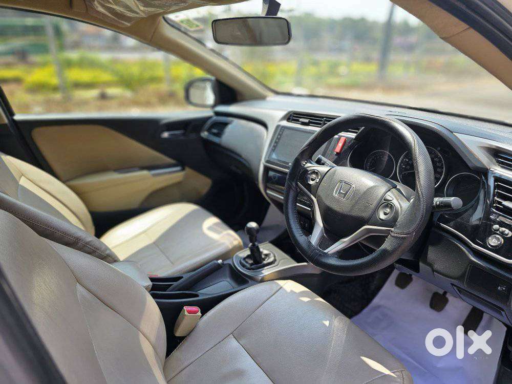 Honda City 1.5 V 4th Gen I-vtec Mt, 2014, Petrol
