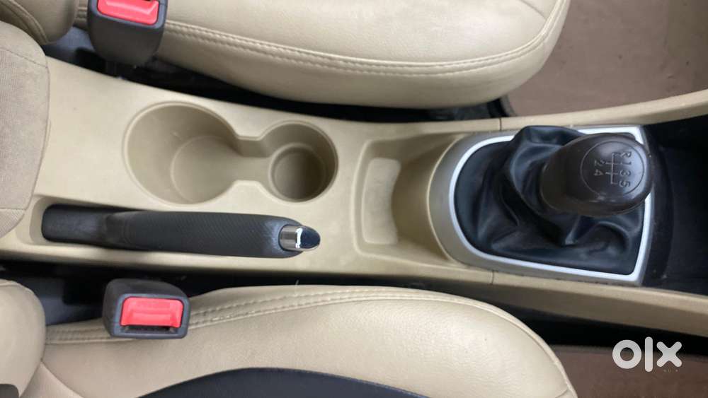 Hyundai Verna Fluidic 1.6 Vtvt Sx, 2014, Petrol