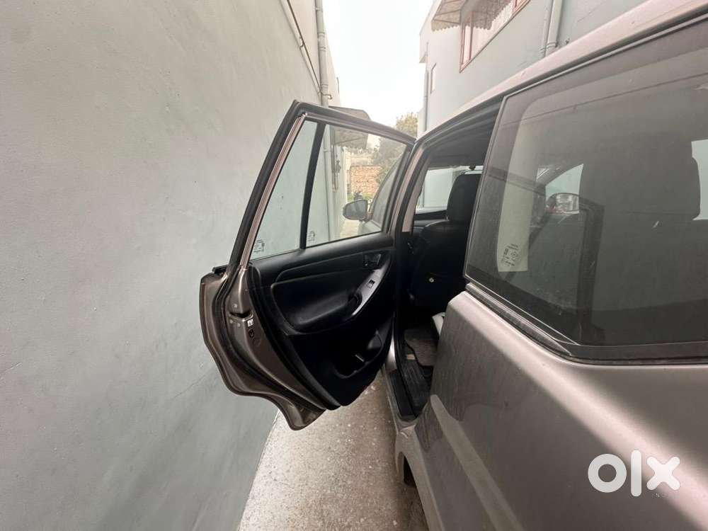 Toyota Innova Crysta All Orginal