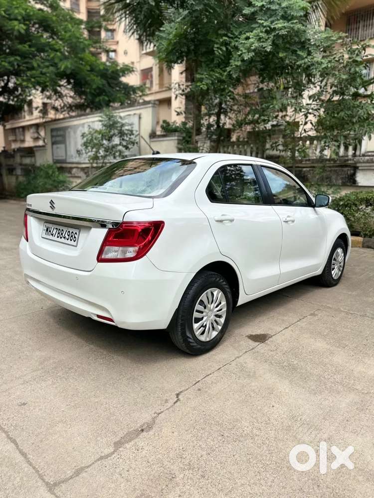 Maruti Suzuki Swift Dzire Vxi, 2022, Petrol