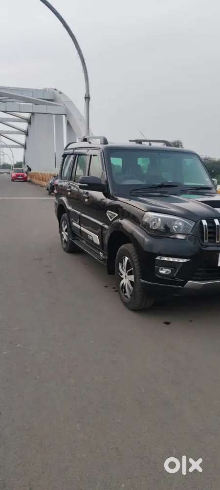 Mahindra Scorpio 2014 Diesel 185000 Km Driven Convert S11