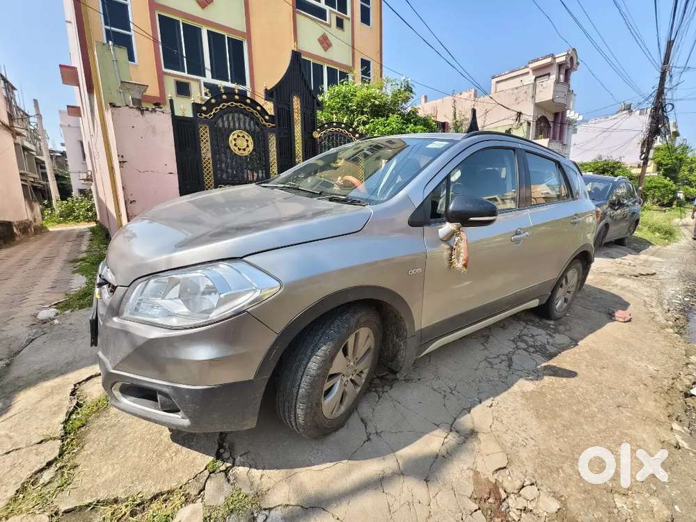 Maruti Suzuki S-cross 2016 Variant