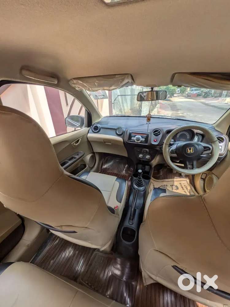 Honda Brio 2013 Petrol 95000 Km Driven