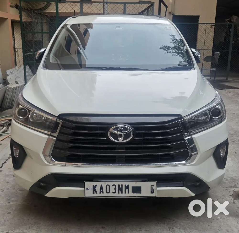 Toyota Innova Crysta Zx At 2022 Diesel
