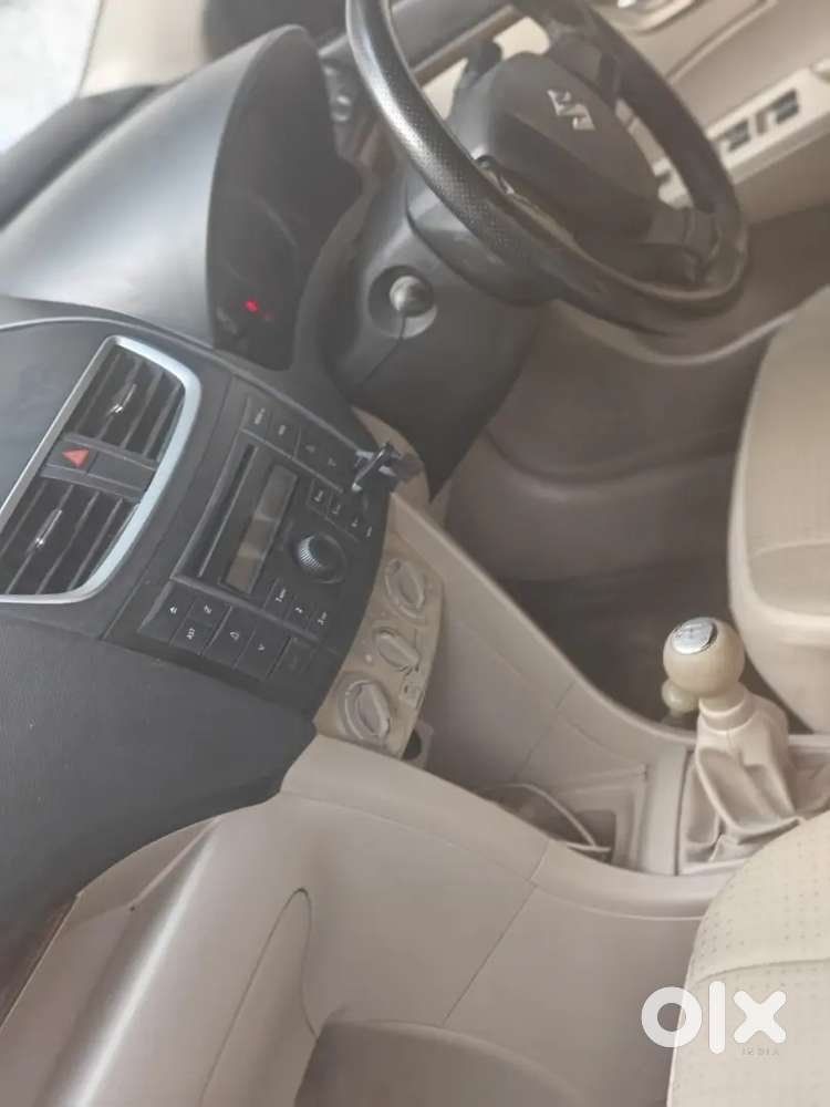 Maruti Suzuki Dzire 2012 Petrol 73000 Km Driven