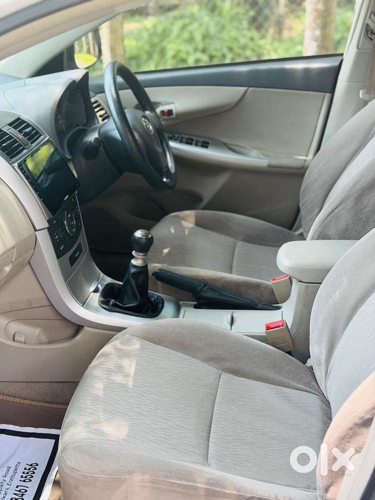 Toyota Corolla Altis 2013 Diesel 85000 Km Driven