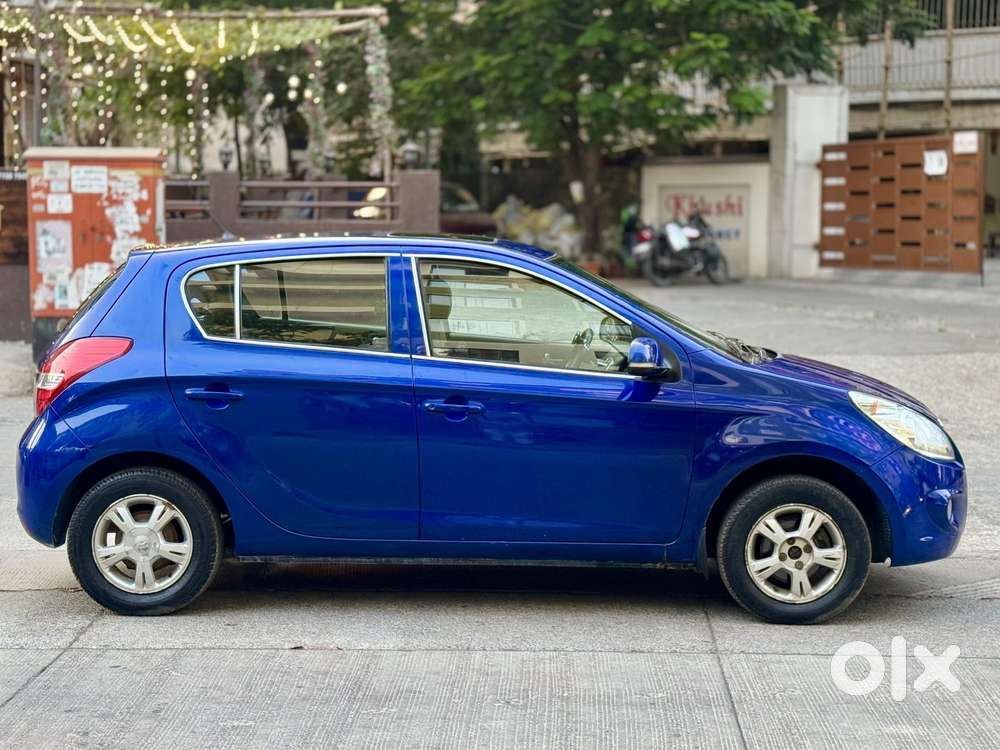 Hyundai I20 Asta 1.2 O With Sunroof, 2011, Petrol