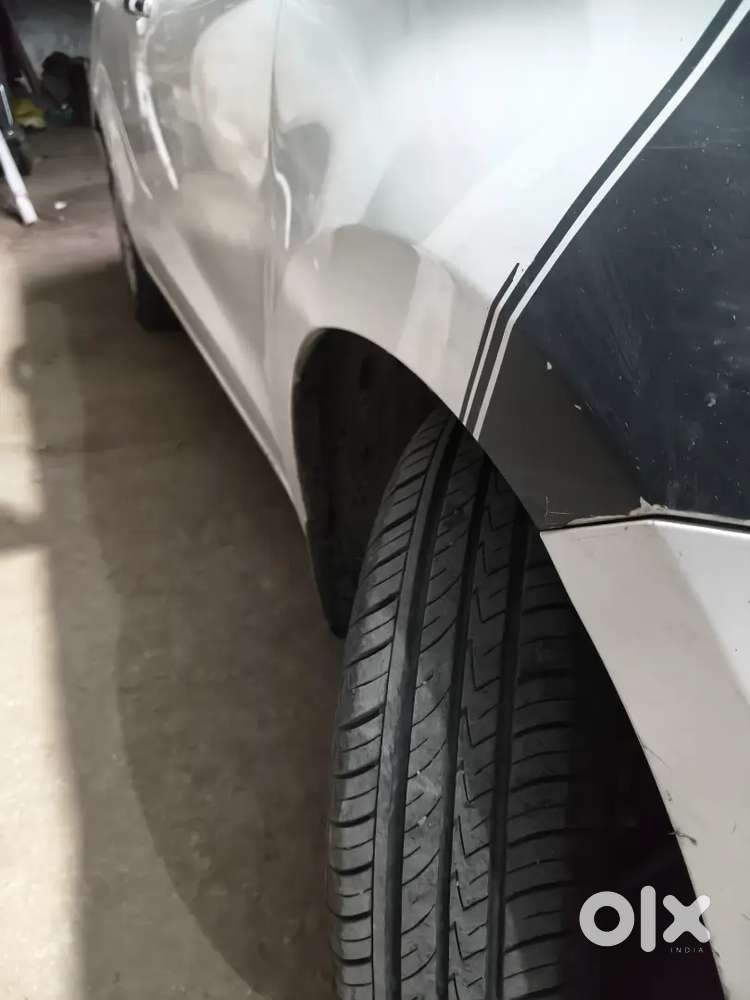 Maruti Suzuki Dzire 1.2 Vxi 2023