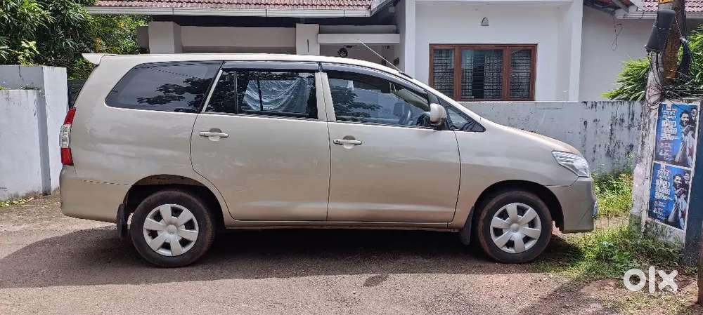 Toyota Innova 2011 Diesel 95000 Km Driven