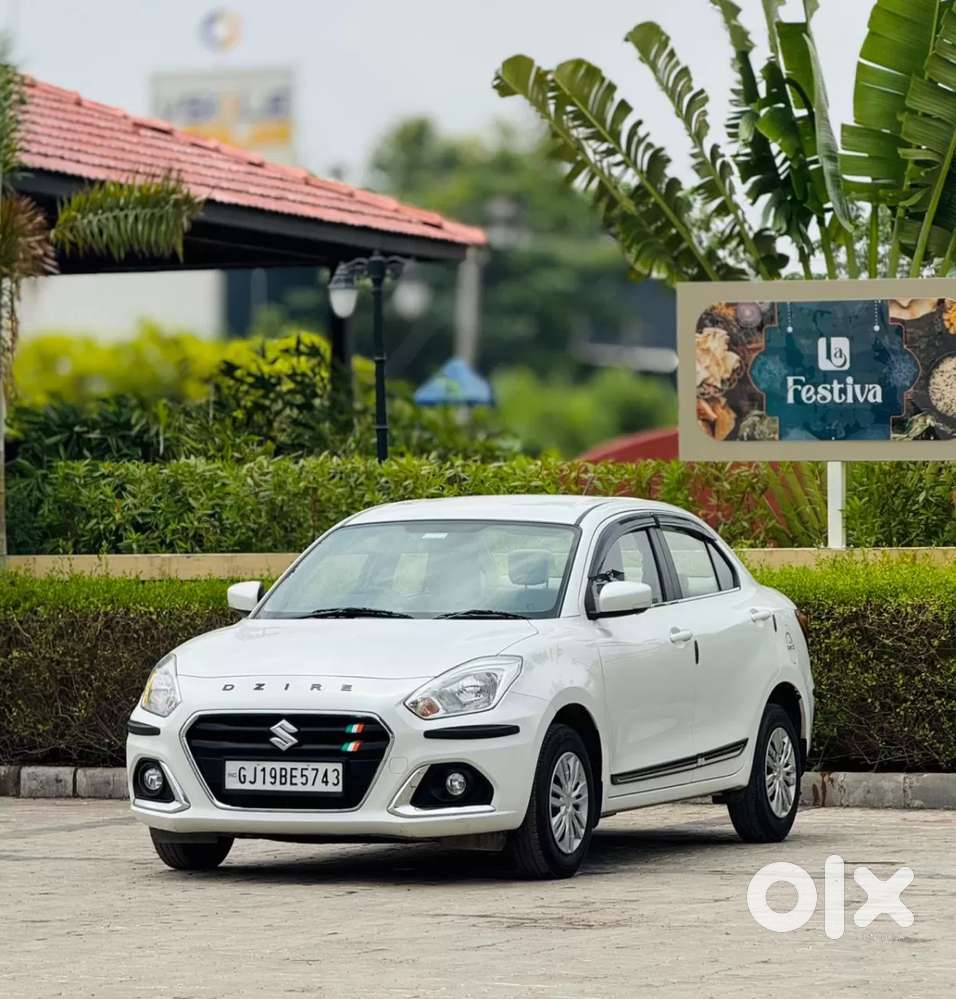 Maruti Suzuki Dzire Vxi Ags, 2022, Petrol