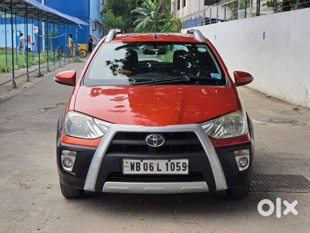 Toyota Etios Cross 1.2l G, 2014, Petrol