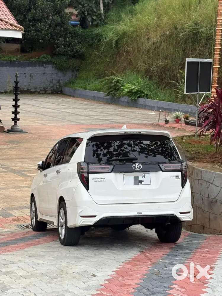 Toyota Innova Crysta 2019