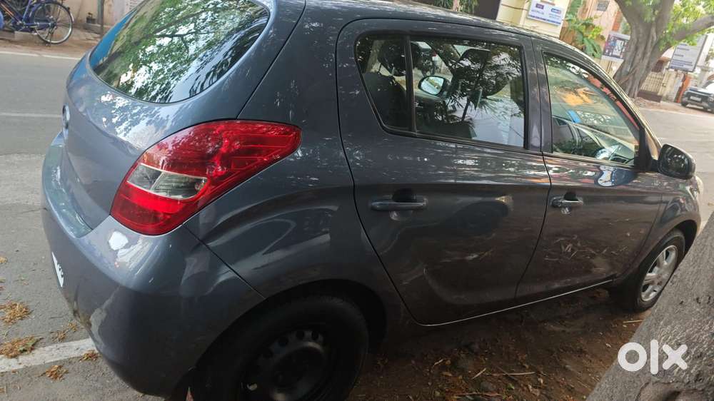 Hyundai I20 2010-2012 1.2 Sportz, 2011, Petrol