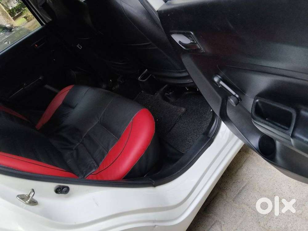 Maruti Suzuki Swift 1.2 Lxi (o), 2020, Petrol